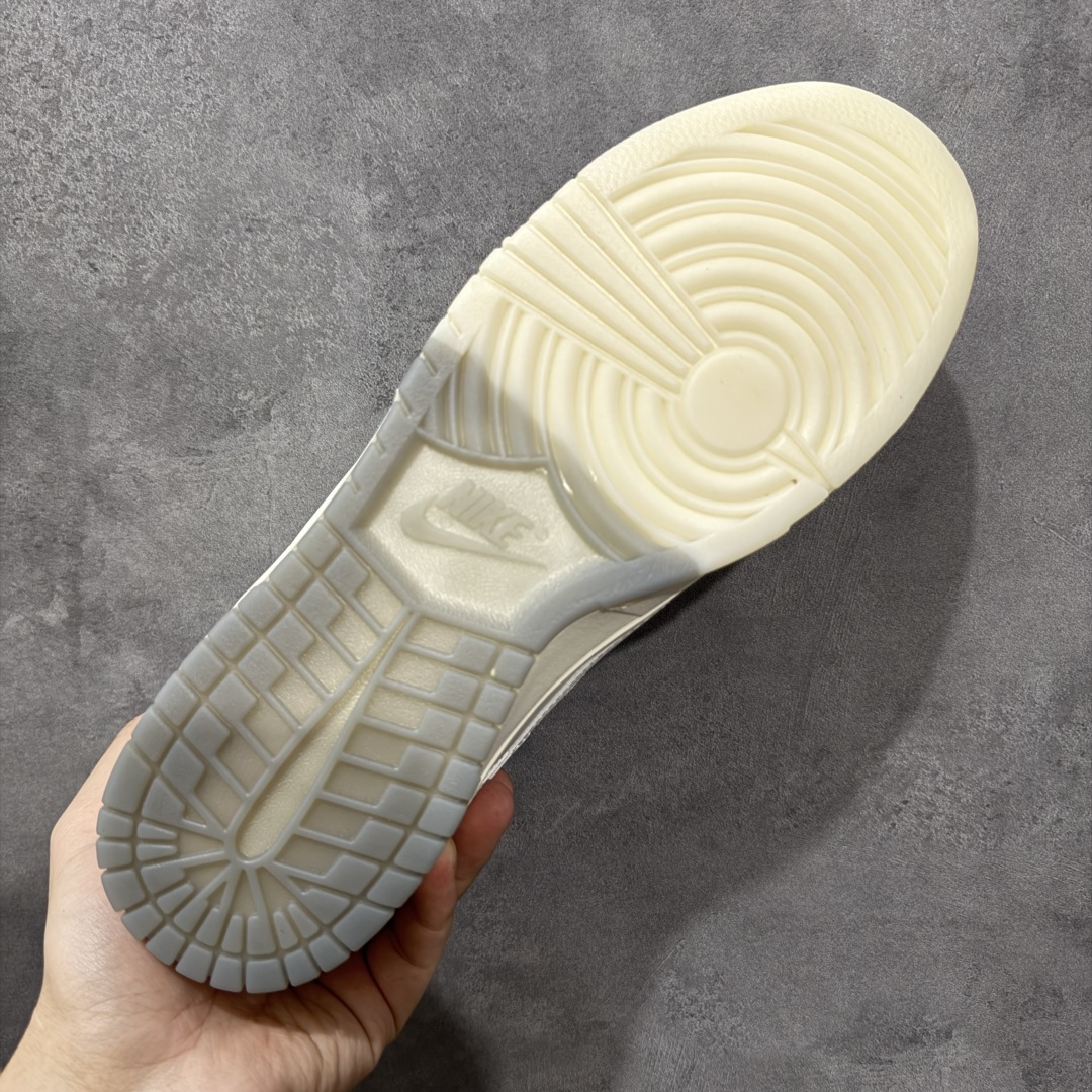 【纯原】Nike SB Dunk Low LV联名 米灰双勾水晶底 周年高端定制 低帮休闲板鞋 XX31