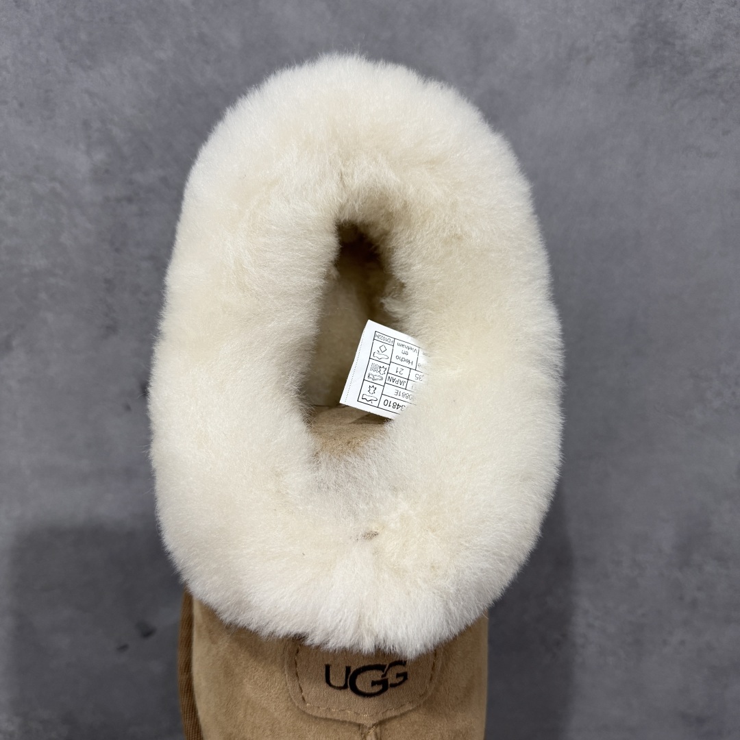 图片[8]-【顶级Y版】UGG 4810 经典秋冬羊皮毛一体雪地靴 塔次特薄底 桑坡大厂直供 拒绝高利润 区别杀猪版本 隆丰A级澳洲进口羊皮毛一体 完全遵循ZP工艺流程 代工厂原厂版师 秉承无原鞋不开发选择 注重每一处细节 市面最正版型 TREADLITE\”轻翼\”科技外底 轻便/耐用/柔韧/桩型 翻毛皮鞋面 细腻亲肤再生聚酯纤维滚边 舒适易打理 保暖性佳 UGG plush™ 里衬和内底 茸软亲肤 舒适暖足 经典鞋型搭配轻盈厚底 稳稳拿捏秋冬出街时髦造型 Treadlite by UGG 轻翼大底 轻盈缓震 为双足减负 舒适轻便 助你轻松畅玩整天 尺码：35 36 37 38 39 40-选品中心