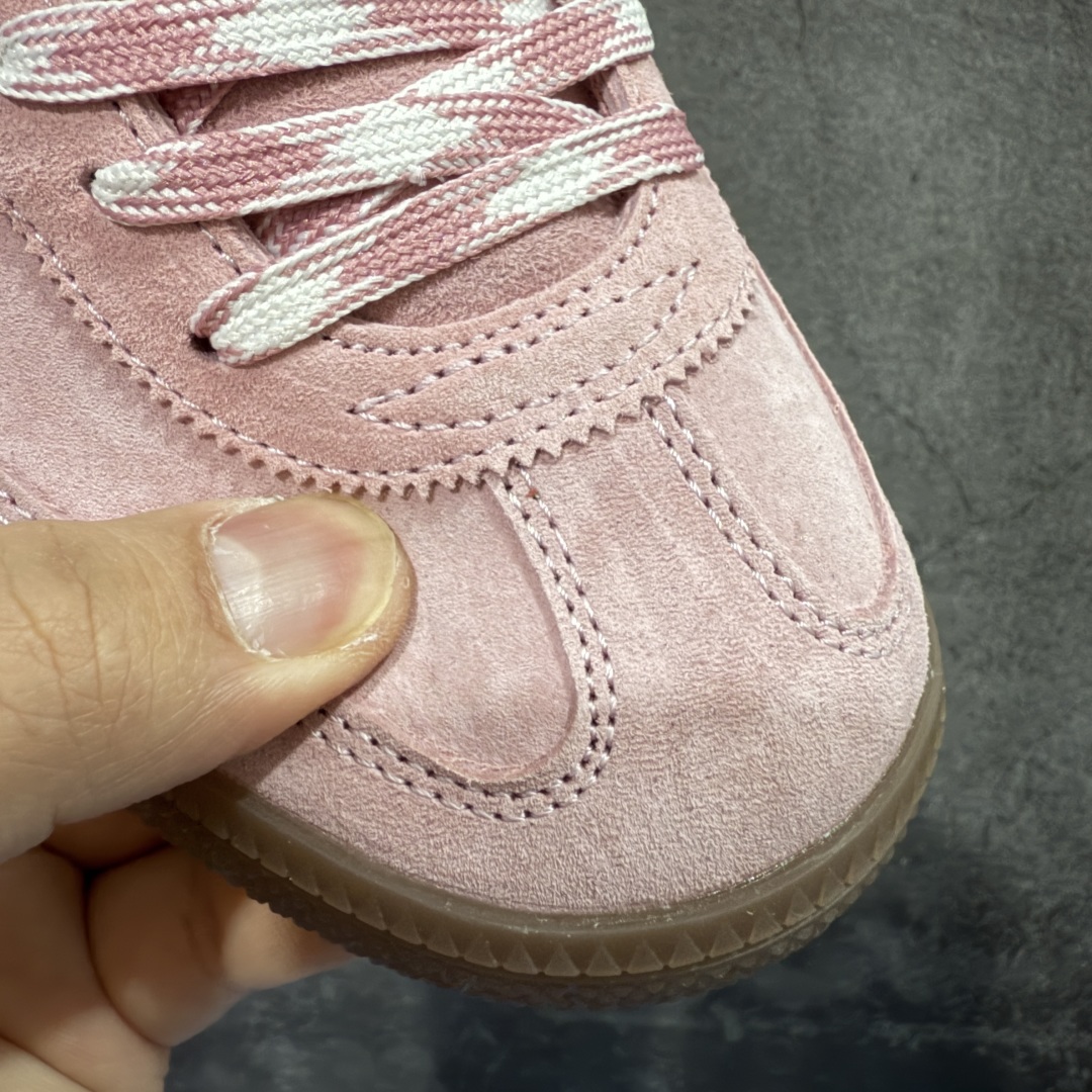 图片[5]-【XC纯原版】Adidas Handball Spezial 阿迪达斯经典款牛皮复古休闲板鞋 粉白生胶 KJ6305 原厂原档案开发出品 皮料切割干净无任何毛边 鞋型细节完美 超高清洁度 原材料打 市场第一梯队版本 尺码：35 36 36.5 37 38 38.5 39 40-选品中心