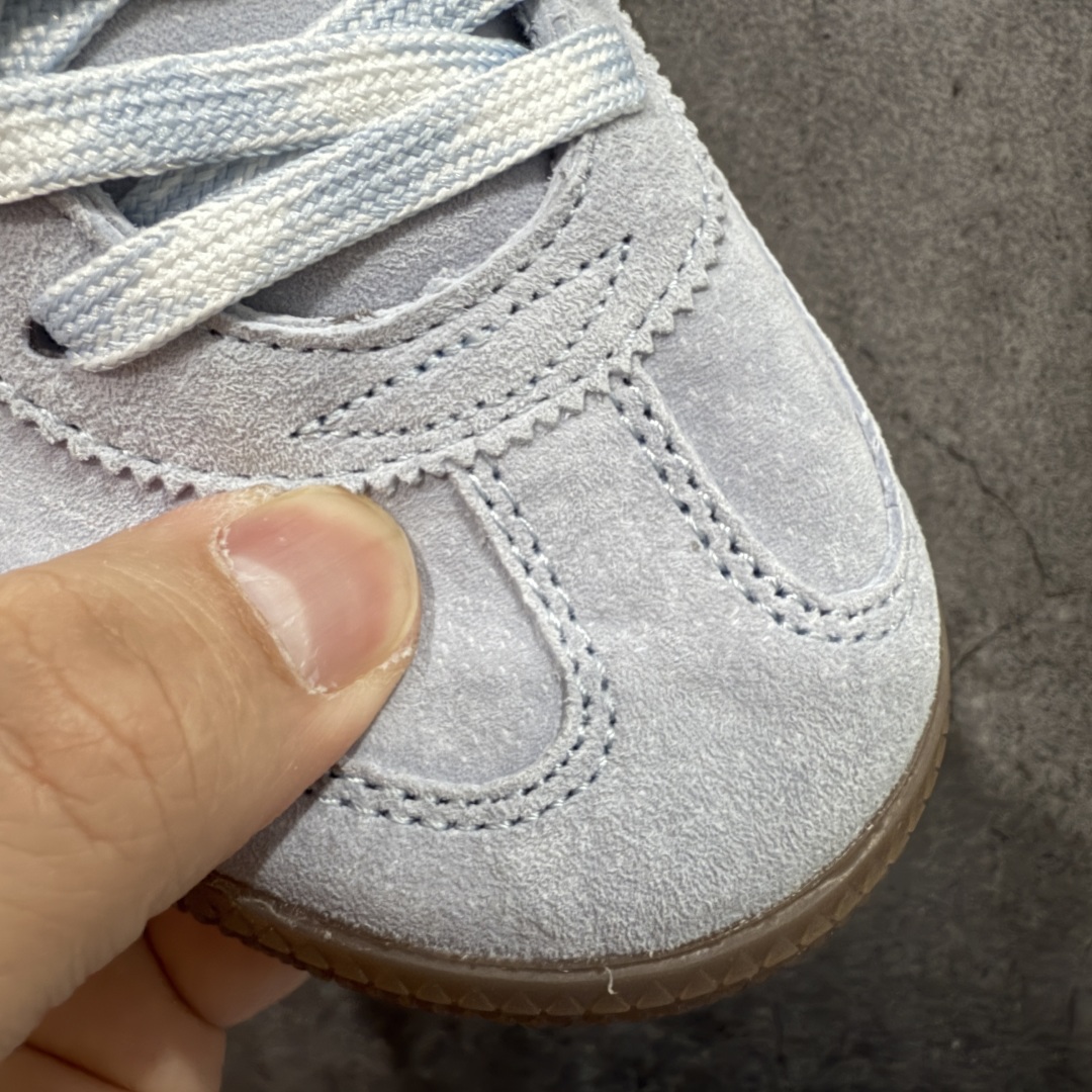 图片[5]-【XC纯原版】Adidas Handball Spezial 阿迪达斯经典款牛皮复古休闲板鞋 蓝白生胶 KI5933 原厂原档案开发出品 皮料切割干净无任何毛边 鞋型细节完美 超高清洁度 原材料打 市场第一梯队版本 尺码：35 36 36.5 37 38 38.5 39 40 40.5 41 42 42.5 43 44 44.5 45-选品中心