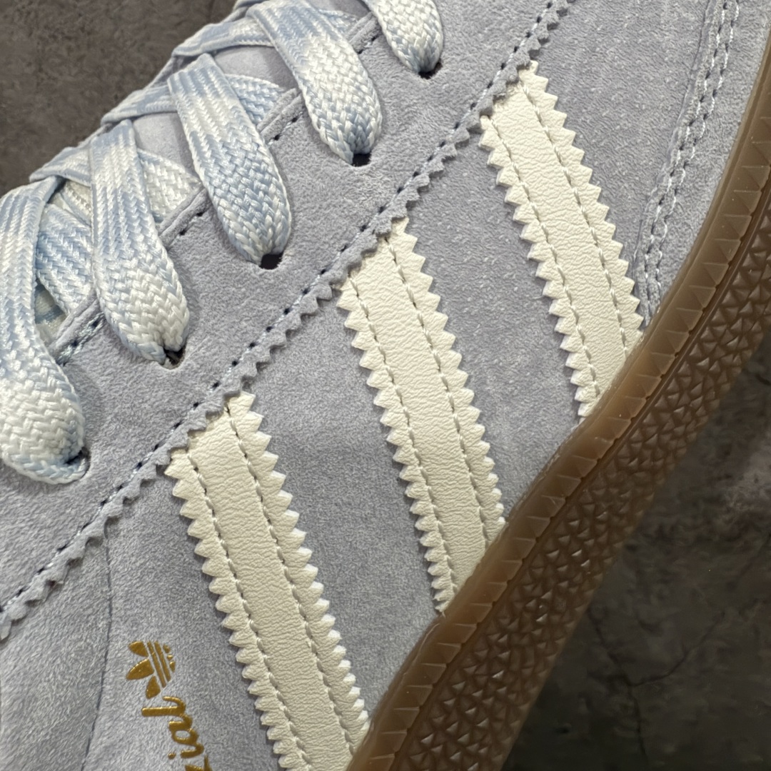 图片[4]-【XC纯原版】Adidas Handball Spezial 阿迪达斯经典款牛皮复古休闲板鞋 蓝白生胶 KI5933 原厂原档案开发出品 皮料切割干净无任何毛边 鞋型细节完美 超高清洁度 原材料打 市场第一梯队版本 尺码：35 36 36.5 37 38 38.5 39 40 40.5 41 42 42.5 43 44 44.5 45-选品中心