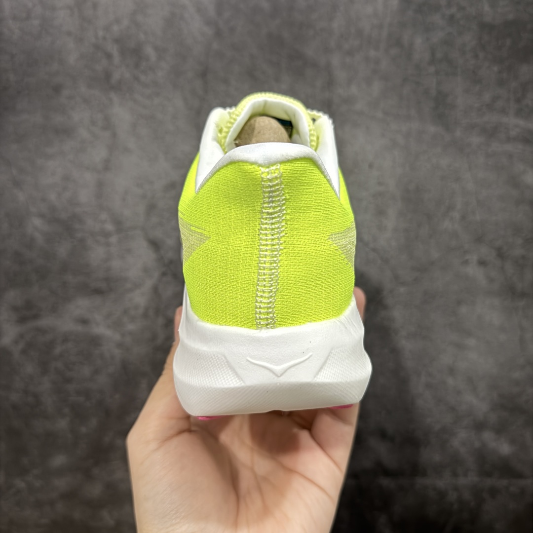 【顶级真碳版】HOKA U Rocket X 3 新一代旗舰竞速运动跑鞋 中底全掌碳板 泡棉科技超软弹效
