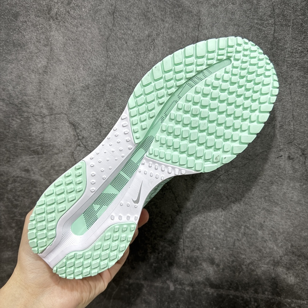 Nike Pegasus Premium Airscape 舒适百搭减震防滑耐磨透气 低帮跑步鞋 低帮跑