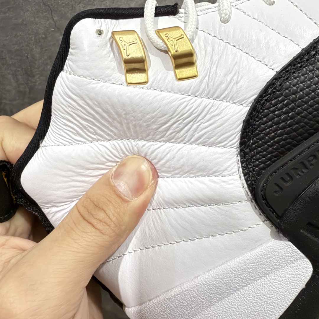 Air Jordan AJ12 Retro 潮流 中帮 复古篮球鞋 金扣2025版 CT8013-117