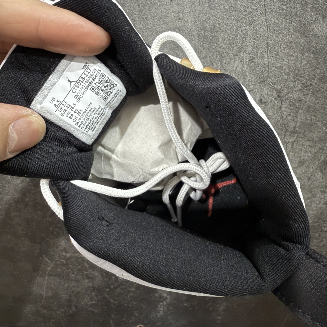 Air Jordan AJ12 Retro 潮流 中帮 复古篮球鞋 金扣2025版 CT8013-117