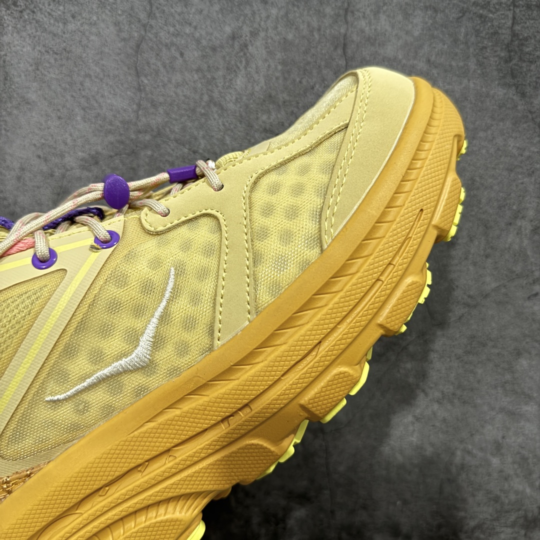 图片[6]-【公司级】HOKA ONE ONE Bondi B3 LS 运动舒适低帮跑步鞋 男女同款 高品质 原材料开发 邦代鞋头采用牛皮革材质 网面是MONO 纱材质 ，里面是蜂窝煤透气网眼定型。后跟设计采用皮革双缝线 ，HOKA经典的厚底设计。 鞋底采用EVA板材发泡 脚感舒适 减震耐磨透气跑步运动鞋 尺码 36 36.5 37.5 38 38.5 39 40 40.5 41 42 42.5 43 44 44.5 45 46 47-选品中心