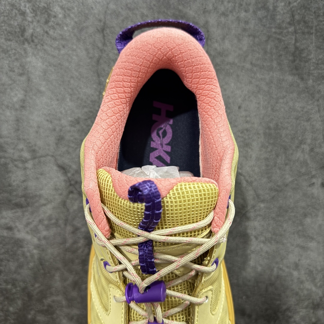 图片[8]-【公司级】HOKA ONE ONE Bondi B3 LS 运动舒适低帮跑步鞋 男女同款 高品质 原材料开发 邦代鞋头采用牛皮革材质 网面是MONO 纱材质 ，里面是蜂窝煤透气网眼定型。后跟设计采用皮革双缝线 ，HOKA经典的厚底设计。 鞋底采用EVA板材发泡 脚感舒适 减震耐磨透气跑步运动鞋 尺码 36 36.5 37.5 38 38.5 39 40 40.5 41 42 42.5 43 44 44.5 45 46 47-选品中心