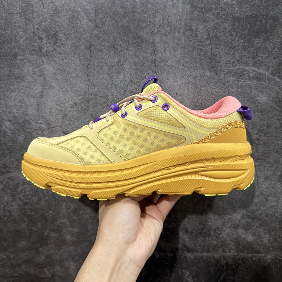 图片[2]-【公司级】HOKA ONE ONE Bondi B3 LS 运动舒适低帮跑步鞋 男女同款 高品质 原材料开发 邦代鞋头采用牛皮革材质 网面是MONO 纱材质 ，里面是蜂窝煤透气网眼定型。后跟设计采用皮革双缝线 ，HOKA经典的厚底设计。 鞋底采用EVA板材发泡 脚感舒适 减震耐磨透气跑步运动鞋 尺码 36 36.5 37.5 38 38.5 39 40 40.5 41 42 42.5 43 44 44.5 45 46 47-选品中心