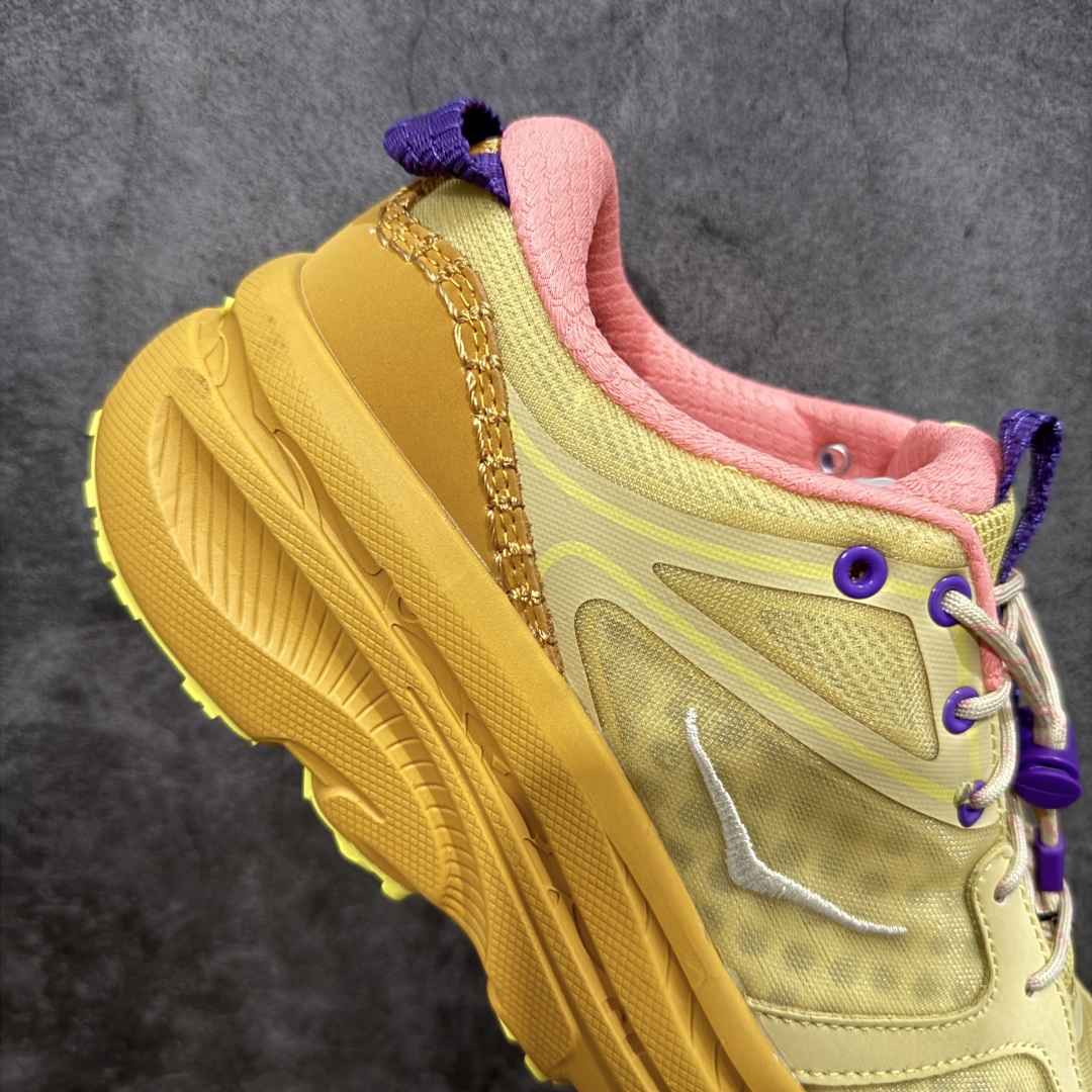 图片[7]-【公司级】HOKA ONE ONE Bondi B3 LS 运动舒适低帮跑步鞋 男女同款 高品质 原材料开发 邦代鞋头采用牛皮革材质 网面是MONO 纱材质 ，里面是蜂窝煤透气网眼定型。后跟设计采用皮革双缝线 ，HOKA经典的厚底设计。 鞋底采用EVA板材发泡 脚感舒适 减震耐磨透气跑步运动鞋 尺码 36 36.5 37.5 38 38.5 39 40 40.5 41 42 42.5 43 44 44.5 45 46 47-选品中心