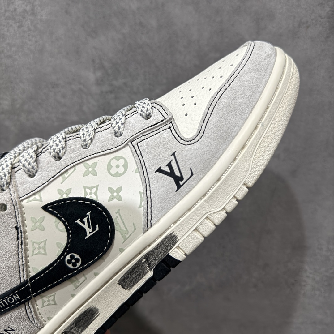 图片[6]-【定制版】Nike SB Dunk Low LV联名 涂鸦双拼 周年高端定制 低帮休闲板鞋  #定制鞋盒 大厂纯原品质出货 超高清洁度 皮料切割干净无任何毛边 细节完美 货号：CX5050-Y01  尺码：36 36.5 37.5 38 38.5 39 40 40.5 41 42 42.5 43 44 44.5 45-选品中心