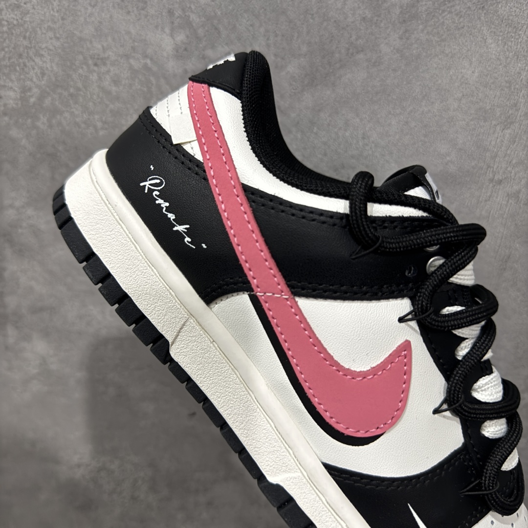图片[7]-【YC版】Nike Dunk Low 黑莓粉黛 黑粉 当极简黑白遇见悸动粉黛，经典轮廓化身甜酷宣言，一抹温柔粉黛跃上Swoosh，如黑莓丛中绽开的绯色浪漫，甜酷交织，瞬间点亮视觉焦点。侧身「Remake」铭刻叛逆诗意，让经典重生为专属你的风格符号。从晨间咖啡馆到霓虹夜街头，以脚步书写浪漫叙事，穿搭自显高级存在感。 货号：BP0518-093 尺码：35.5 36 36.5 37.5 38 38.5 39 40 编码：HXSB310320-选品中心