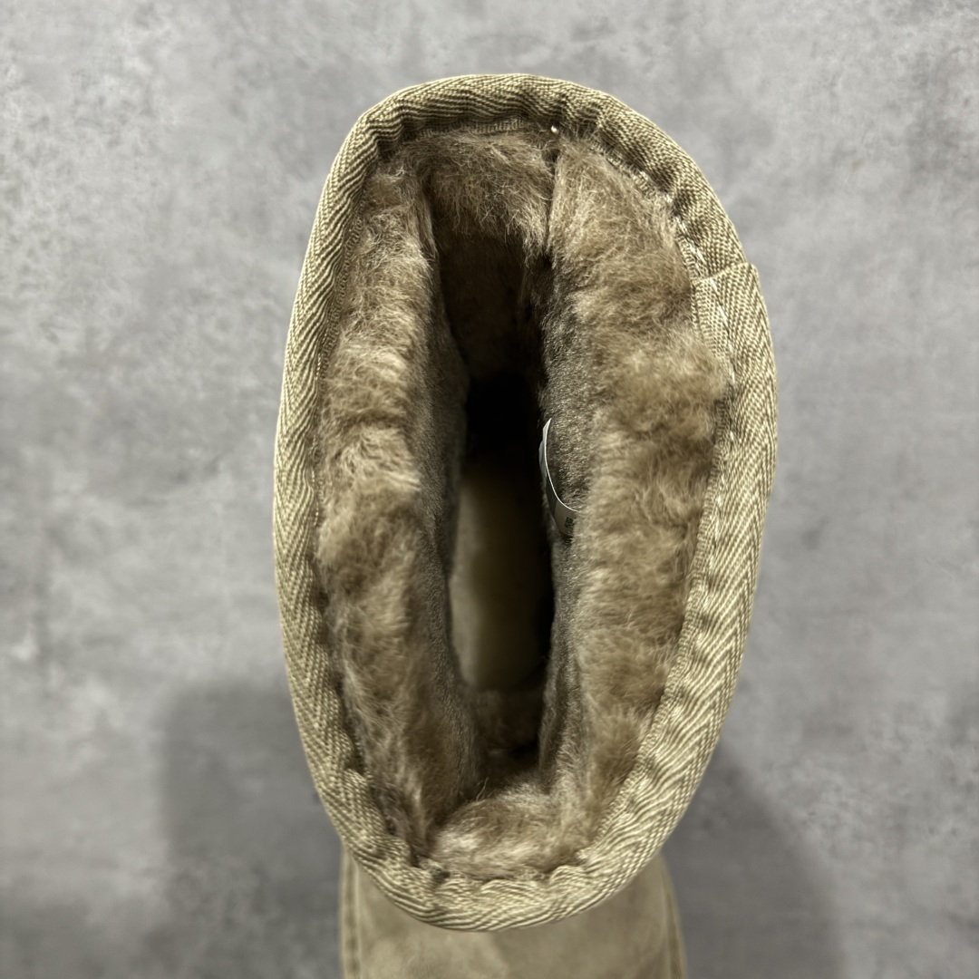图片[8]-【顶级Y版】UGG 6223 中筒 经典秋冬羊皮毛一体雪地靴 小土豆 桑坡大厂直供 拒绝高利润 区别杀猪版本 隆丰A级澳洲进口羊皮毛一体 完全遵循ZP工艺流程 代工厂原厂版师 秉承无原鞋不开发选择 注重每一处细节 市面最正版型 TREADLITE\”轻翼\”科技外底 轻便/耐用/柔韧/桩型 翻毛皮鞋面 细腻亲肤再生聚酯纤维滚边 舒适易打理 保暖性佳 UGG plush™ 里衬和内底 茸软亲肤 舒适暖足 经典鞋型搭配轻盈厚底 稳稳拿捏秋冬出街时髦造型 Treadlite by UGG 轻翼大底 轻盈缓震 为双足减负 舒适轻便 助你轻松畅玩整天 尺码：35 36 37 38 39 40-选品中心