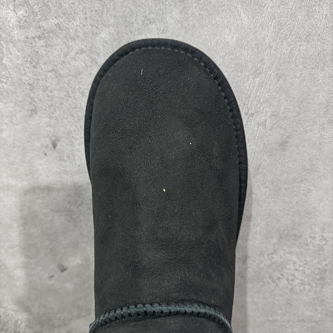 图片[5]-【顶级Y版】UGG 7391经典秋冬羊皮毛一体雪地靴 mini男鞋 桑坡大厂直供 拒绝高利润 区别杀猪版本 隆丰A级澳洲进口羊皮毛一体 完全遵循ZP工艺流程 代工厂原厂版师 秉承无原鞋不开发选择 注重每一处细节 市面最正版型 TREADLITE\”轻翼\”科技外底 轻便/耐用/柔韧/桩型 翻毛皮鞋面 细腻亲肤再生聚酯纤维滚边 舒适易打理 保暖性佳 UGG plush™ 里衬和内底 茸软亲肤 舒适暖足 经典鞋型搭配轻盈厚底 稳稳拿捏秋冬出街时髦造型 Treadlite by UGG 轻翼大底 轻盈缓震 为双足减负 舒适轻便 助你轻松畅玩整天 尺码：40 41 42 434 44 45-选品中心