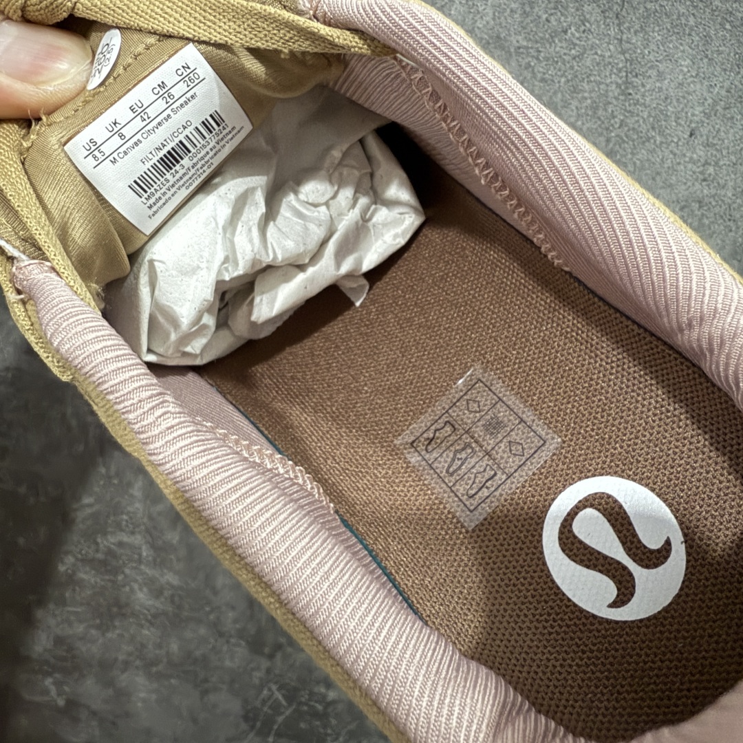 图片[6]-【XC2.0版】原厂订单露露乐蒙/Lululemon W Cityverse Low 城市律动系列首发出货 顶流原厂品质 打破市场无好货之说 目前市场天花板 没有之一 内外兼修 平台冲正无压力 放心开冲 独家私磨外置杯形防滑耐磨橡胶大底+原厂纸板+原厂热压工艺 打造最纯正的LULU鞋型 鞋舌、后跟、鞋领 同步公司货采用内嵌人体工学加厚环保去臭海玻璃物料填充 包裹性无敌、脚感满分 尺码：36 37 38 39 40 40.5 41 42 42.5 43 44 44.5 45-选品中心