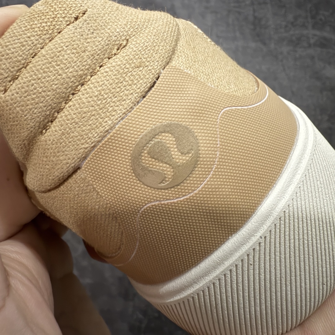 图片[2]-【XC2.0版】原厂订单露露乐蒙/Lululemon W Cityverse Low 城市律动系列首发出货 顶流原厂品质 打破市场无好货之说 目前市场天花板 没有之一 内外兼修 平台冲正无压力 放心开冲 独家私磨外置杯形防滑耐磨橡胶大底+原厂纸板+原厂热压工艺 打造最纯正的LULU鞋型 鞋舌、后跟、鞋领 同步公司货采用内嵌人体工学加厚环保去臭海玻璃物料填充 包裹性无敌、脚感满分 尺码：36 37 38 39 40 40.5 41 42 42.5 43 44 44.5 45-选品中心