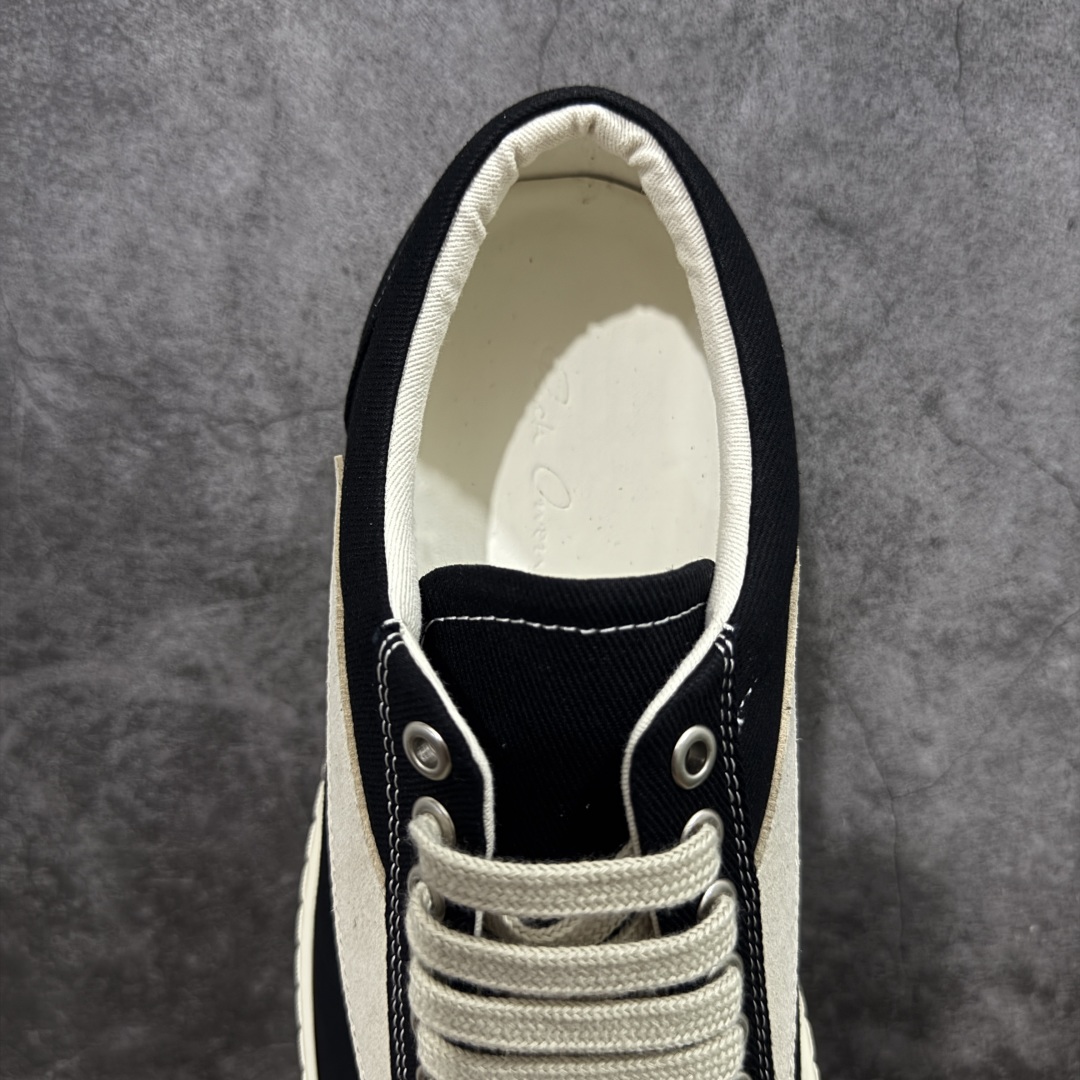 图片[8]-【莞顶渠道】瑞克 欧文斯Rick owens 主线 经典西瓜头 RO低帮黑白帆布 进口原料牛皮 莞产超级顶货 新配色陆续上架 产品只会越做越漂亮💯 鞋头采用原版一致工艺 又翘又歪的效果目前这个技术市面上的任何版本都达不到这个效果 私模开发 细节一步到位不敢说百分百💯保证有百分之98还原 慢工出细活 好的产品不怕晚 这次的开发针对艺术家 收藏家 高品质 的人群 水染粒面小牛皮材质，和针车间距都是极致还原！ 顶级头层的小牛皮，质感无敌，奢侈品的触感！ 定制品牌logo的拉链！超大一比一规格礼盒装，重达3斤以上，外加定制欧文斯保护盒！ 配有日文、英文，双语种配件卡片！细节诠释，一件不落。 鞋盒翻盖 三标，正面+底部都一一做到！虽然增加不了实质的成本，但是打磨产品的细节，再微小也会还原！ 尺码：35 36 37 38 39 40 41 42 43 44 45 46-选品中心