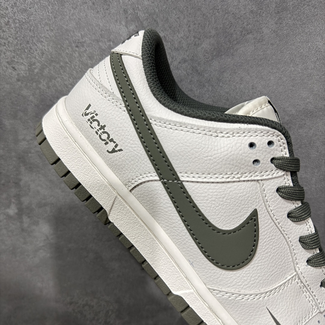 【纯原】Nike Dunk Low 乌竹绿此款以东方墨竹为灵感，静墨生潮，青竹为锋，以现代设计语言重构经