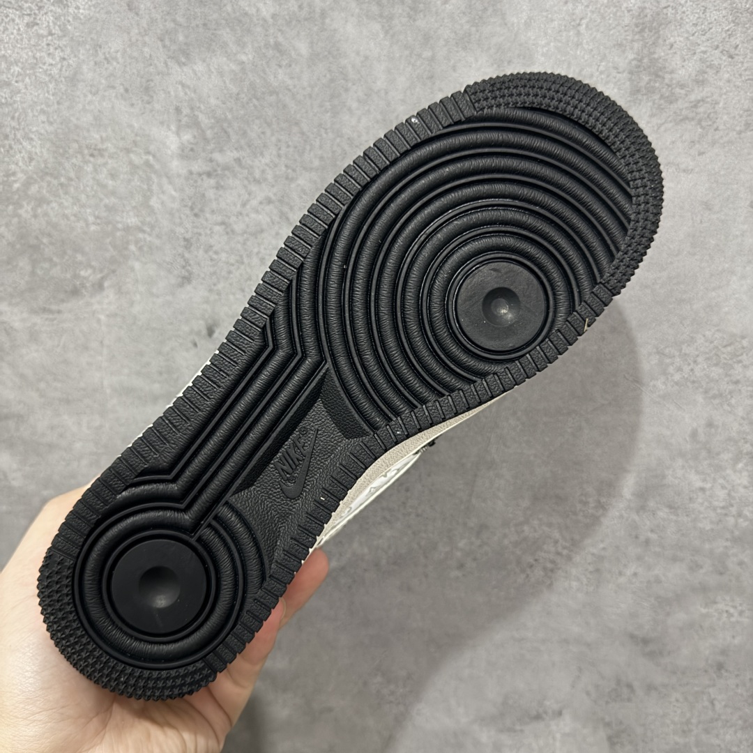 图片[9]-【定制版】Nike Air Force 1\’07 Low LV联名 牛仔米黑缝线 空军一号低帮休闲板鞋  #原楦头原纸板 原装鞋盒 定制五金配件 内置全掌气垫 原厂鞋底 货号：MZ9588-815  尺码：36 36.5 37.5 38 38.5 39 40 40.5 41 42 42.5 43 44 44.5 45-选品中心