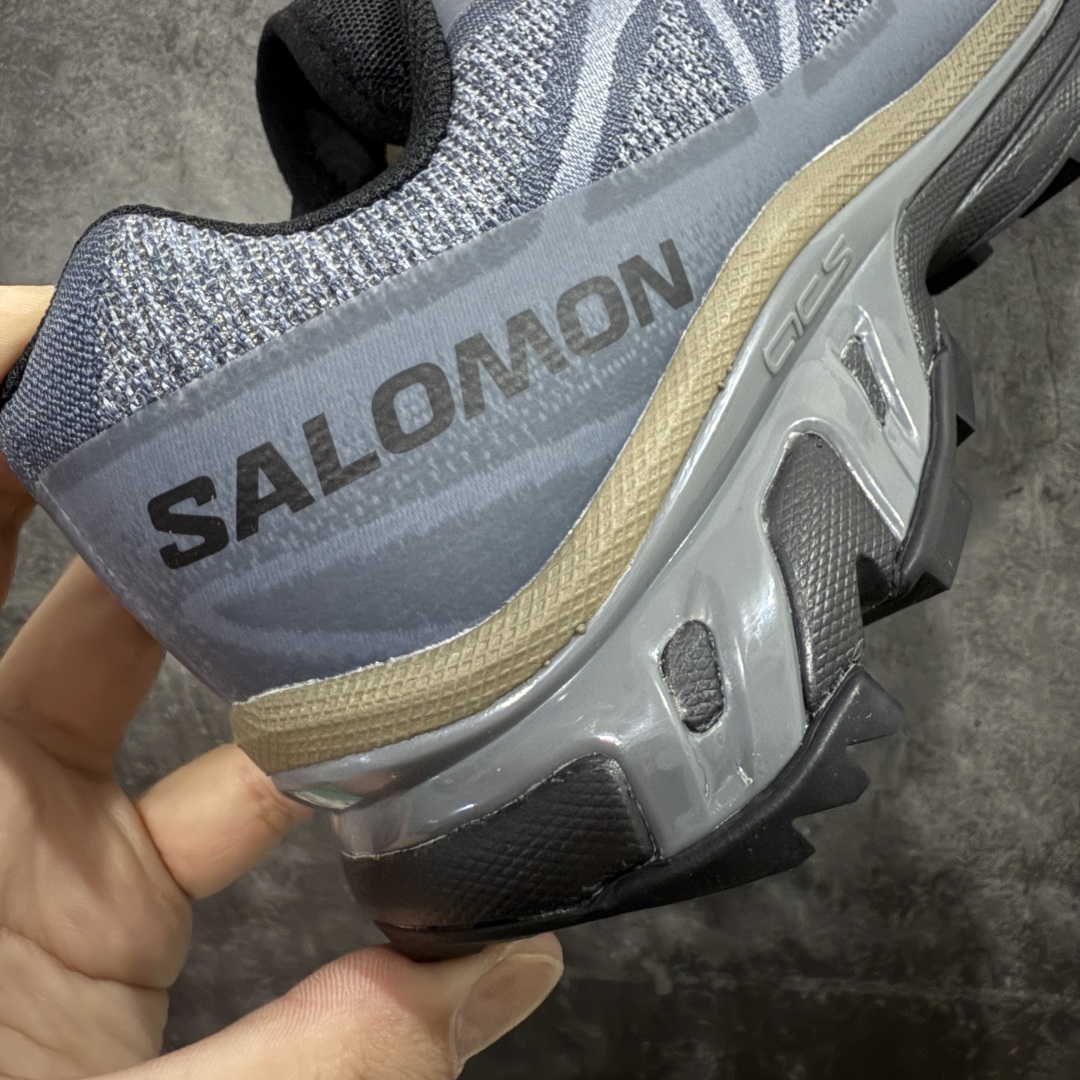 图片[3]-【绿X版】 SALOMON萨洛蒙 XT-6 SHADOW 舒适百搭 耐磨透气支撑 低帮 户外功能鞋 男女同款 蓝灰色 478739 外机能登山跑鞋 纯原外贸平台特供订单 耗时半年巨作 全套原纸板楦头开发 原厂特供网布配套加持 确保原汁原味 完美呈现版型 原档数据独家私模五层组合大底 男女鞋同步官方开发至46.5 原装Ortholite轻量化鞋垫 中底布带钢印编号 原厂TPU锁扣 进口港宝加持 后跟自然饱满 还原公司包裹性 鞋面以“锯齿”状的包裹系统呈现 在基色底之下加入了各种色点缀 将公司的最新技术和时尚前卫的造型融入耐用的长跑款式中 鞋面由 TPU 薄膜制成 并焊接在高耐磨网眼上 使其既时尚又坚固 由 ACS底盘支撑 可增强稳定性和支撑力 以及由橡胶凸耳 Contragrip外底覆盖的 EVA 缓冲中底 旨在应对崎岖的地形 鞋舌上的彩色Salomon 标签、Quicklace 系统以及鞋头、鞋舌和鞋跟上的附加品牌使细节更加完美 让穿着者可以轻松驾驭户外与通勤下的任何运动生活场景 无缝鞋身户外随意纵横 颜值与脚感兼备 出街通勤 绝对非常吸睛 你值得拥有 尺码：36 36.5 37.5 38 38.5 39 40 40.5 41 42 42.5 43 44 44.5 45 46 46.5-选品中心