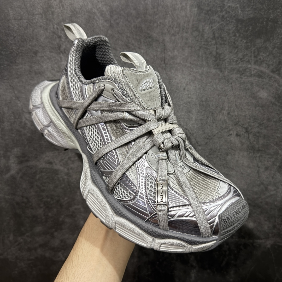 图片[3]-【X版纯原】BALENCIAGA 3XL Sneakers 巴黎世家十代网布系带低帮走秀复古老爹鞋 全新版本 全新顶端品质 全套原纸板楦头开发 最原汁原味的灵魂版型 全鞋荧光划线卡点 胶水把控整洁度追求极致完美 每一双都是工艺品 多重QC质检 超越公司货的品控标准 实实在在的免检产品 原盒原配 正确字体电绣 粗细、位置、大小正确 侧边TPU 透气孔匹配意产原版 正确分离大底 TPU软底 原版一致大底LOGO 立体感十足 原厂皮料水洗做旧 采购原厂网纱 不含皮革 网布材料和聚氨酯 磨损效果 鞋头边缘和后帮 Balenciaga 徽标 鞋面和后跟凸印尺码 鞋舌 3XL 橡胶品牌标识和反光细节 鞋帮拉袢和鞋舌拉祥 配反光细节 备用鞋带在鞋履前侧 可在穿着前取下 便于不同造型搭配 正常尺码 尺码：35 36 37 38 39 40 41 42 43 44 45 46-选品中心
