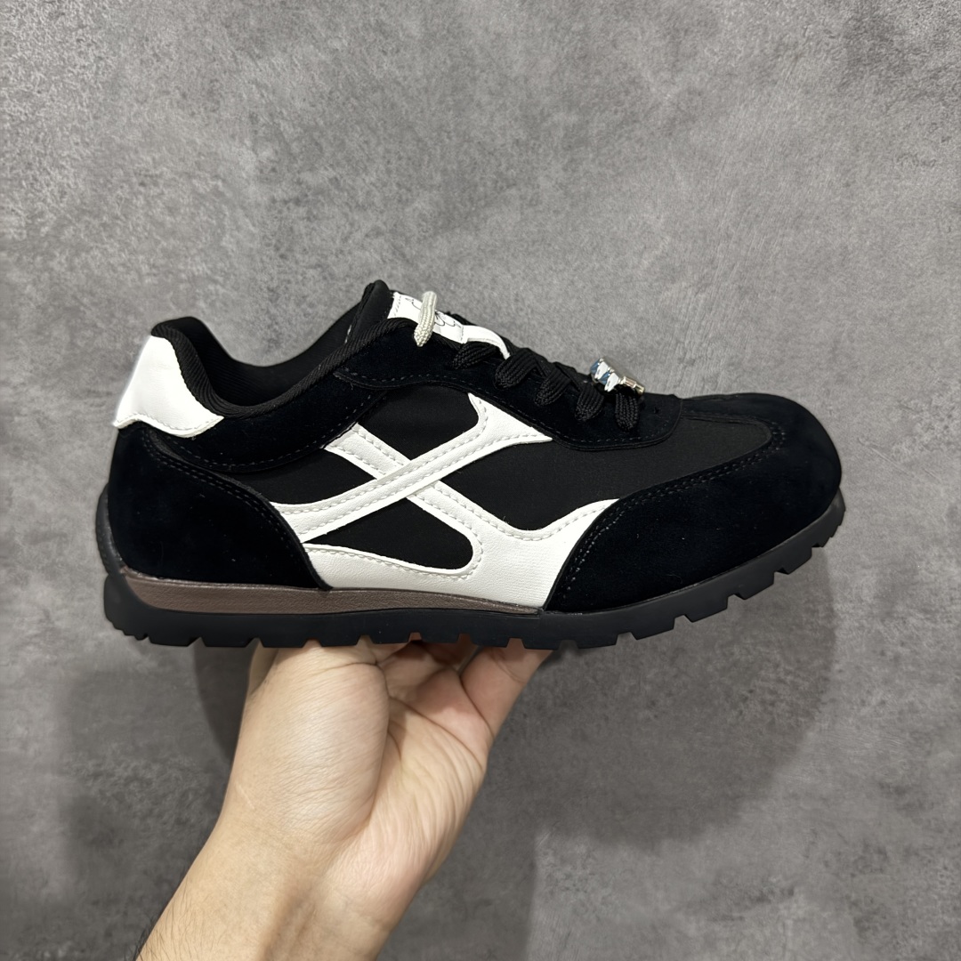 【公司级】新晋潮流鞋靴品牌GGCC新款 5CM内增高【城市脉搏】 GG-CC时尚轻量德训户外休闲鞋 踏青舒适度和少女感我都要 撞色鞋面和着地软弹舒适轻便鞋底 日常通勤 户外徒行 甜辣静雅皆可适配~ 舒适度满分:软糯鞋垫!走路不累脚,运动、逛街都能轻松驾驭 尺码:35 36 37 38 39 40-选品中心