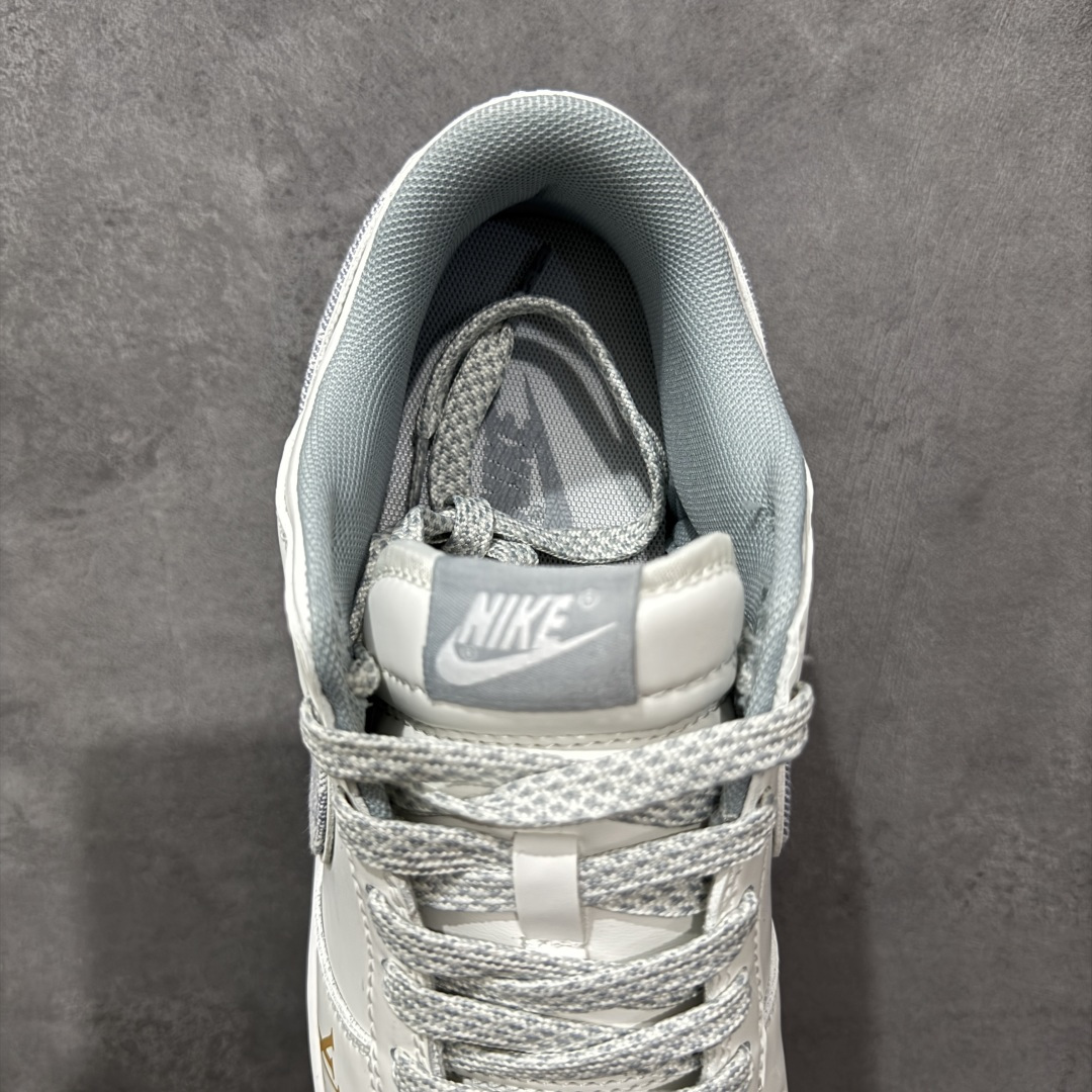 Nike SB Dunk Low“LV联名——灰牛仔勾” 周年高端定制 低帮休闲板鞋 CS1688-126