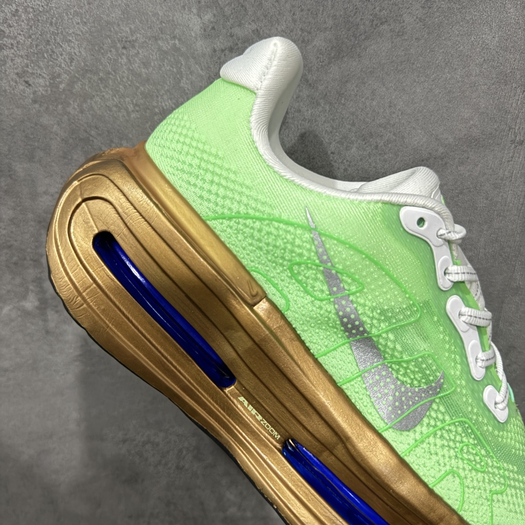 图片[7]-【公司级】Nike VOMERO PREMIUM 耐克 舒适减震防滑 低帮跑步鞋 全掌ReactX泡绵中底 前掌和后跟还配备了Air Zoom气垫单元 据说跑起来更快更舒适哦 这次最大的升级点 首次引入了ReactX泡绵 货号：HQ2050-307 尺码：36 36.5 37.5 38 38.5 39 40 40.5 41 42 42.5 43 44 45 46-选品中心