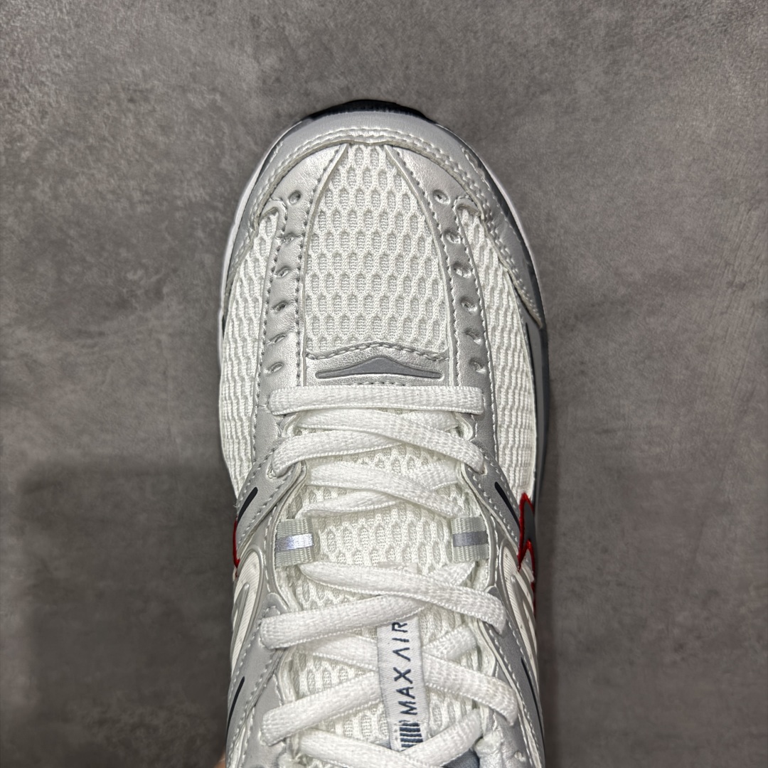 图片[5]-【原厂版】Nike Air Max Moto 2K 百搭舒适耐磨 低帮跑步鞋 银橙 官方同步配色 夏季新款 低帮轻便休闲透气网面跑步鞋 货号： HQ2056 尺码： 36 36.5 37.5 38 38.5 39 40 40.5 41 42 42.5 43 44 45-选品中心