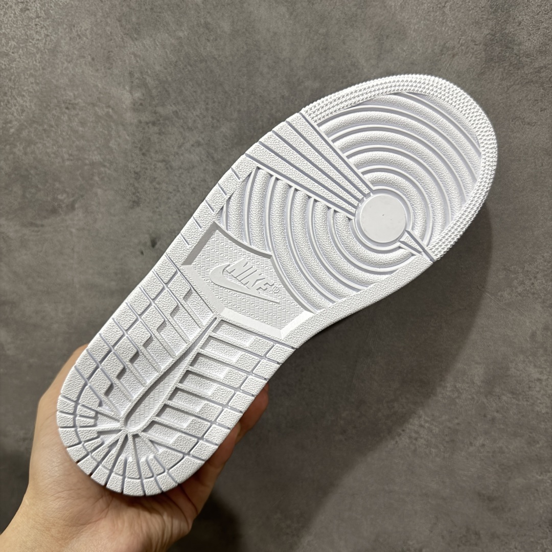 图片[9]-【K版纯原】Air Jordan AJ1 Low 低帮 纯白 872782-100 全新流水线出品 市场第二梯队最强版 全部原鞋开发 原楦原纸板开发 全鞋电脑针车 原厂内置全掌气垫 原盒内在原标 唯一Zp原版鞋带绑法 免检产品 全新2022版型 全头层皮料 完美零毛边处理 原厂配置全掌气垫 价格定位良心 新配色陆续出货 尺码：36 36.5 37.5 38 38.5 39 40 40.5 41 42 42.5 43 44 44.5 45-选品中心