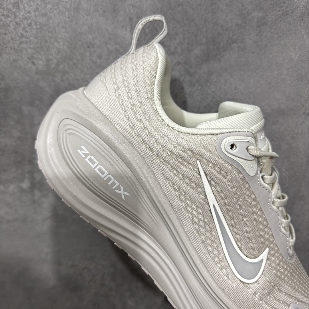 【纯原】Nike VOMERO PLUS 舒适减震防滑 低帮跑步鞋全掌ReactX泡绵中底 前掌和后跟还