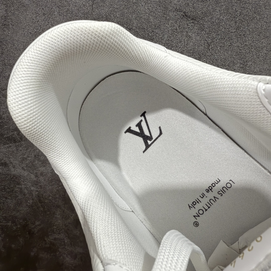 图片[8]-【PK纯原版】Louis Vuitton 路易威登 LV Trainer 低帮休闲板鞋 代购同渠道品质 高端零售 外贸充正专供 原版购入开发 ZP级全套包装 完美楦型 正确卡色 大底TPU 质感媲美原版 细节与原版一致 请注意区分市面通货材 尺码：35 36 37 38 39 40 41 42 43 44 45 46-选品中心