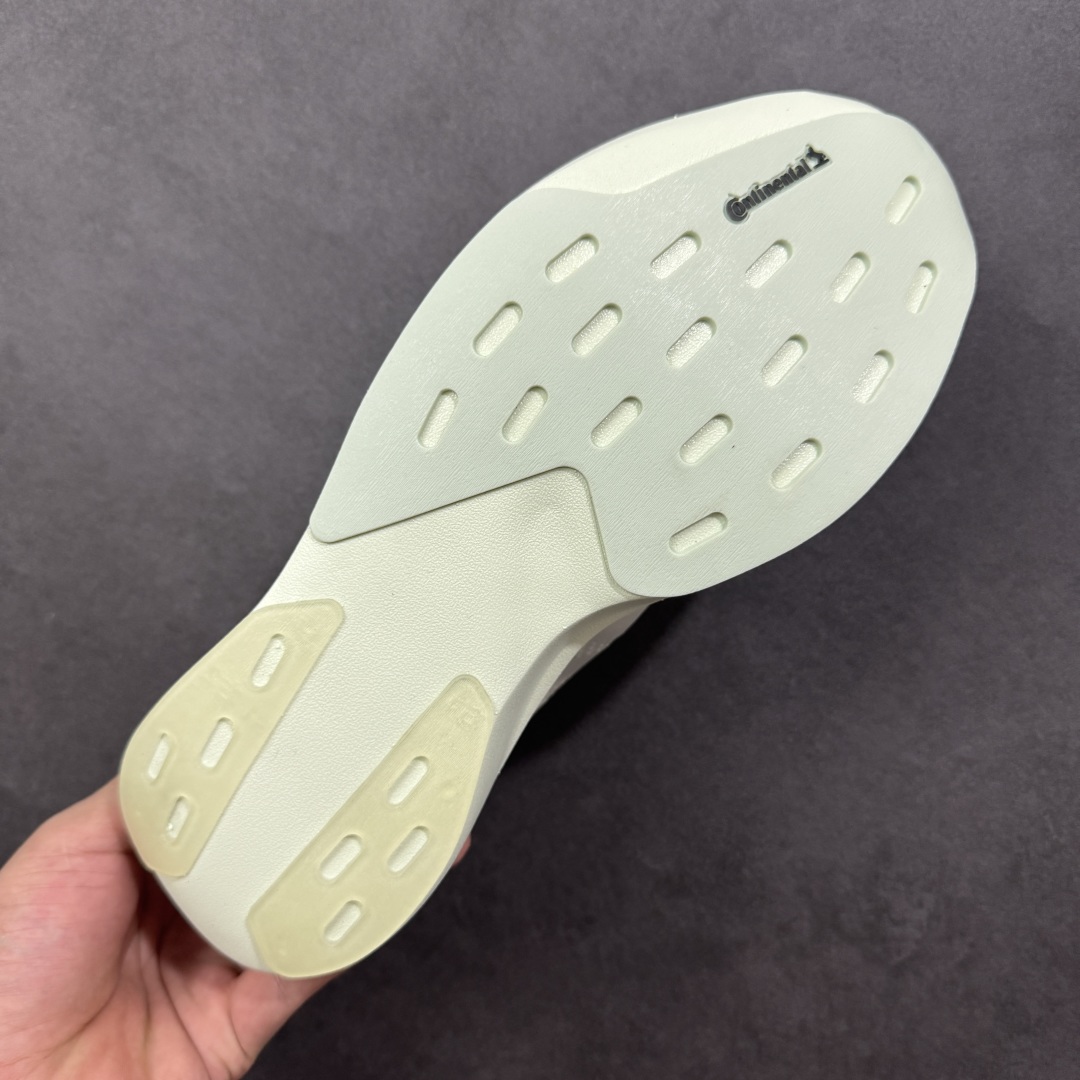 图片[9]-【公司级】Ad Adizero Evo SL 轻盈跑鞋 耐磨减震专业跑步鞋 冲向目标，一路向前，不断挑战和突破自我 无论是平时训练还是马拉松，让这款adidas跑步鞋伴你畅快开跑 兼具舒适性和结构感，搭载Lightstrike科技，为步伐注入活力 货号：JR5840 尺码：36 36.5 37 38 38.5 39 40 40.5 41 42 42.5 43 44 44.5 45 46 编码：FSB220230-选品中心