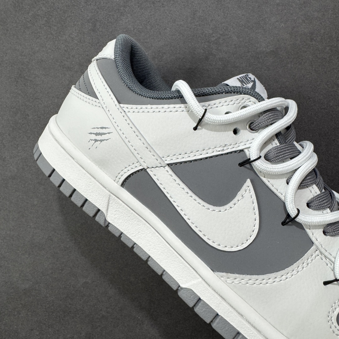 Nike Dunk Low 封狼居胥 白灰当白与灰化作鞋身主调，如硝烟与黎明交织，恰似战场初寂后的沉静与