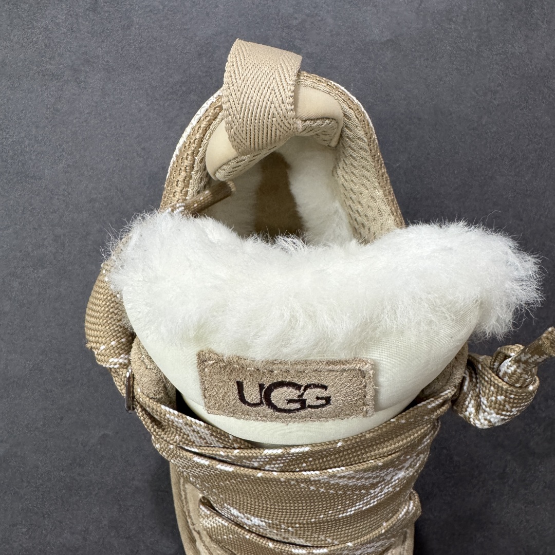 图片[7]-【顶级Y版】UGG 4032 经典秋冬羊皮毛一体雪地靴 梅尔低帮 桑坡大厂直供 拒绝高利润 区别杀猪版本 隆丰A级澳洲进口羊皮毛一体 完全遵循ZP工艺流程 代工厂原厂版师 秉承无原鞋不开发选择 注重每一处细节 市面最正版型 TREADLITE\”轻翼\”科技外底 轻便/耐用/柔韧/桩型 翻毛皮鞋面 细腻亲肤再生聚酯纤维滚边 舒适易打理 保暖性佳 UGG plush™ 里衬和内底 茸软亲肤 舒适暖足 经典鞋型搭配轻盈厚底 稳稳拿捏秋冬出街时髦造型 Treadlite by UGG 轻翼大底 轻盈缓震 为双足减负 舒适轻便 助你轻松畅玩整天 尺码：35-40-选品中心