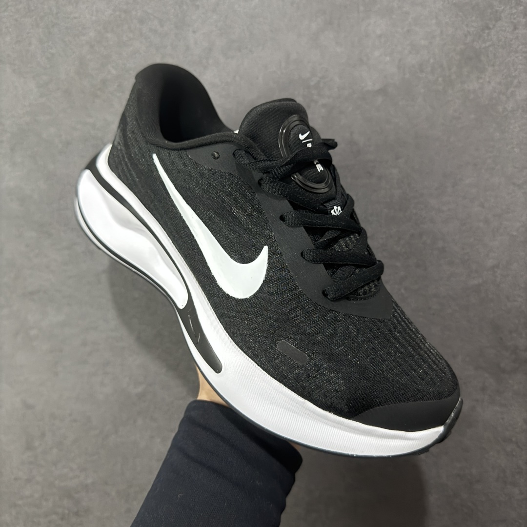 图片[3]-【K8版】NK Journey Run 舒适简约轻质缓震休闲运动跑步鞋 采用科技织法轻盈织物合成鞋面材质 搭载柔软厚实ComfiRide泡绵缓震组合外置防滑耐磨橡胶底片 穿上 Journey Run 公路跑步鞋 尽情畅跑 享受每一步的风景 搭载柔软厚实的 ComfiRide 泡绵缓震配置 助你征服充满挑战的路面 大步流星 微笑前行 该鞋款舒适非凡 让你爱不释脚 货号：FN0228-001 尺码：35.5 36 36.5 37.5 38 38.5 39 40 40.5 41 42 42.5 43 44 44.5 45-选品中心