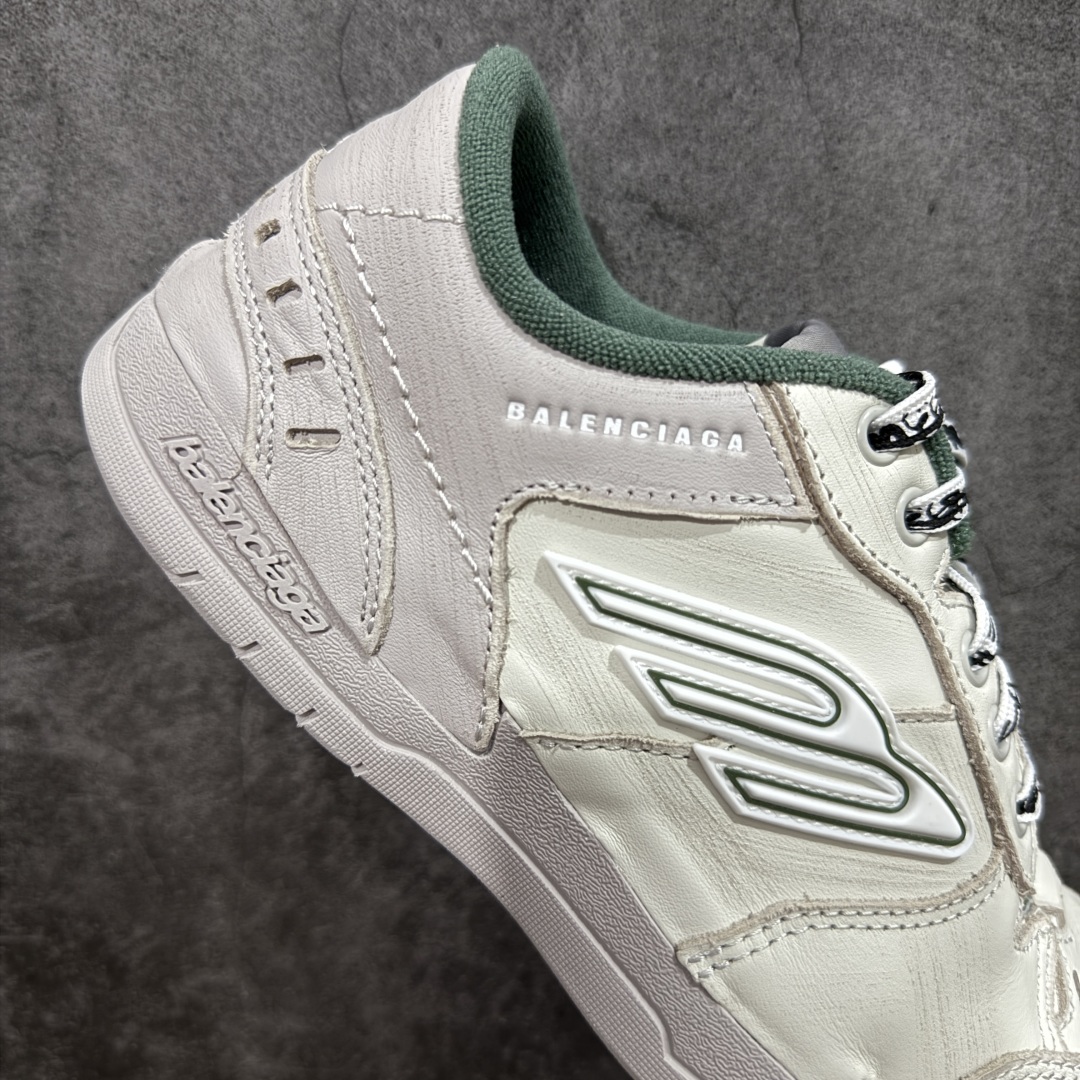图片[7]-【XA纯原版】Balenciaga Hamptons Worn-Out 巴黎世家十八18代 涤纶（聚酯纤维）牛皮革 圆头系带 低帮 生活休闲鞋板鞋 全套原纸板楦头开发 最原汁原味的灵魂版型 全鞋荧光划线卡点 胶水把控整洁度追求极致完美 每一双都是工艺品 多重QC质检 超越公司货的品控标准 实实在在的免检产品 原盒原配 正确字体电绣 粗细、位置、大小正确 侧边TPU 透气孔匹配意产原版 正确分离大底 TPU软底 原版一致大底LOGO 立体感十足 原厂皮料水洗做旧 采购原厂网纱 偏大一码 尺码：35 36 37 38 39 40 41 42 43 44 45 46-选品中心