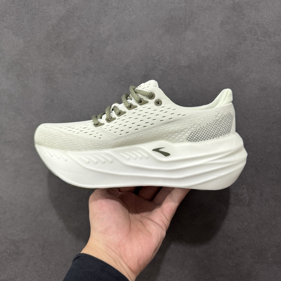 图片[2]-【顶级外贸版】Brooks 布鲁克斯 Glycerin Max超弹轻盈跑步鞋 低帮透气缓震支撑休闲运动慢跑鞋 外贸大厂出品 全新品质 重新定义高端品质 全鞋原材料1比1开发 还原真实脚感 完美版型市场绝无仅有 欢迎对比 鞋面采用改进工程空气网眼组合热熔工艺 鞋面材质搭载DNA LOFT V2密度泡棉缓震系统 中底外置防滑耐磨橡胶底片 尺码：35.5-47.5-选品中心