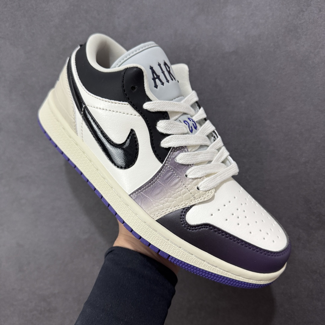 图片[3]-【头层S版】Air Jordan AJ1 Low 低帮系列 全新流水线出品 全配色原鞋对照 原楦原纸板开发 客订头层皮料 全鞋电脑针车 私模大底正确咬花克重内置气垫 原盒内外原标 完美零毛边处理 多重QC质检 超越公司货的品控标准 实实在在的免检产品 货号：HF5759-101 尺码：36-45半-选品中心