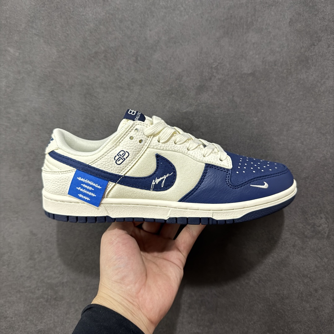 【纯原】Nike SB Dunk Low 联名 米白帆布蓝钩 高端定制 低帮休闲板鞋 XD1588-23