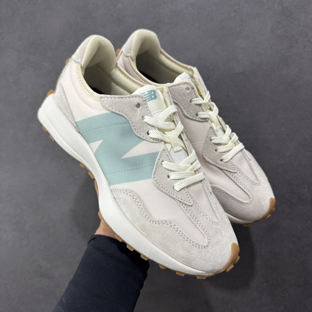 图片[19]-【PE福利版】NB新百伦New Balance NB327系列复古休闲运动慢跑鞋 MS327LAB 全新 New Balance 327 系列，以更纯粹的复古风格设计打造的全新造型。侧身还以解构设计，将 N 字标志以做旧压花样式呈现，样式别具新意。而麂皮、冲孔皮革的塑造，则呈现出高级怀旧气质，也让鞋款在奢华时装风格与运动氛围之间达到了平衡。 尺码：36～45半-选品中心
