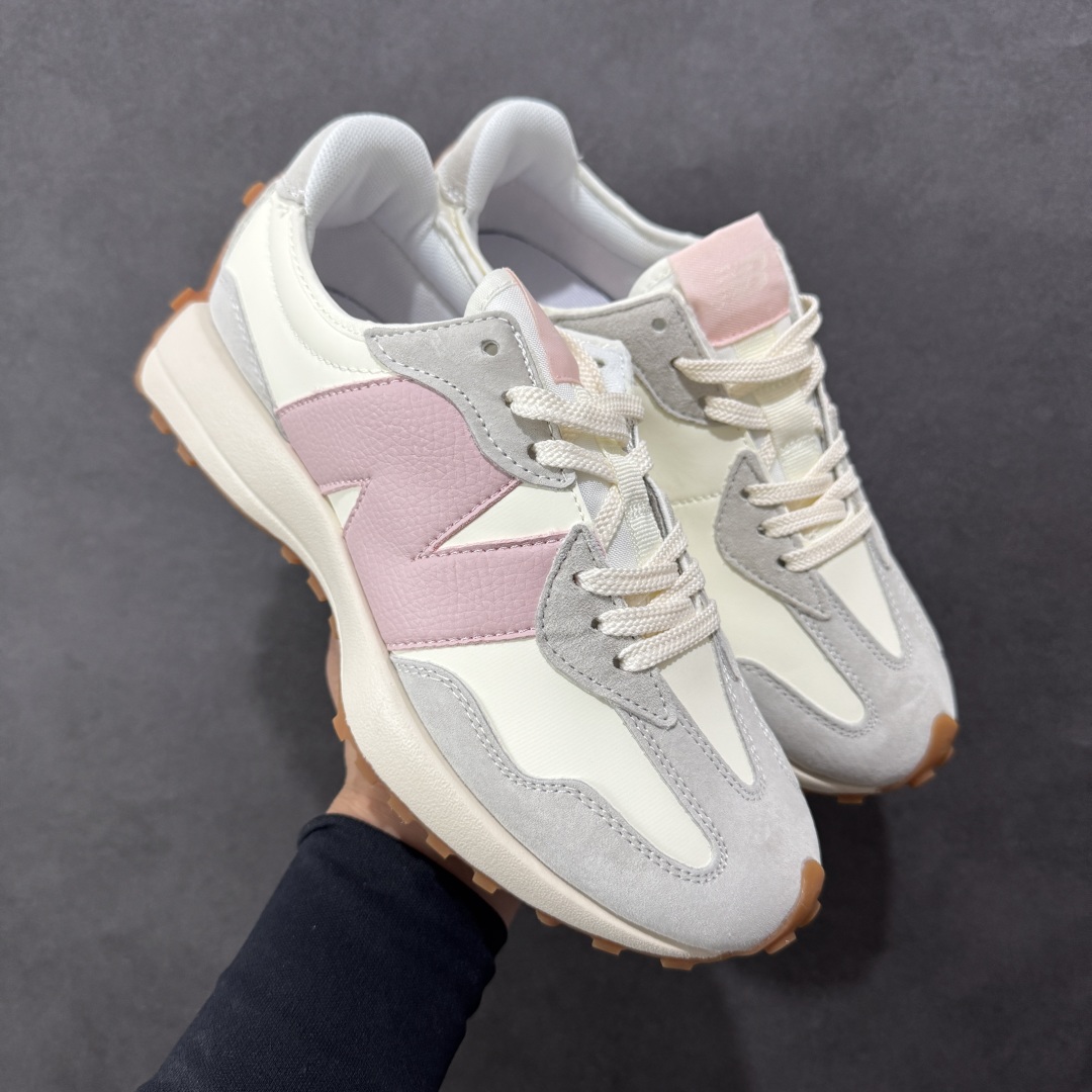 图片[12]-【PE福利版】NB新百伦New Balance NB327系列复古休闲运动慢跑鞋 MS327LAB 全新 New Balance 327 系列，以更纯粹的复古风格设计打造的全新造型。侧身还以解构设计，将 N 字标志以做旧压花样式呈现，样式别具新意。而麂皮、冲孔皮革的塑造，则呈现出高级怀旧气质，也让鞋款在奢华时装风格与运动氛围之间达到了平衡。 尺码：36～45半-选品中心