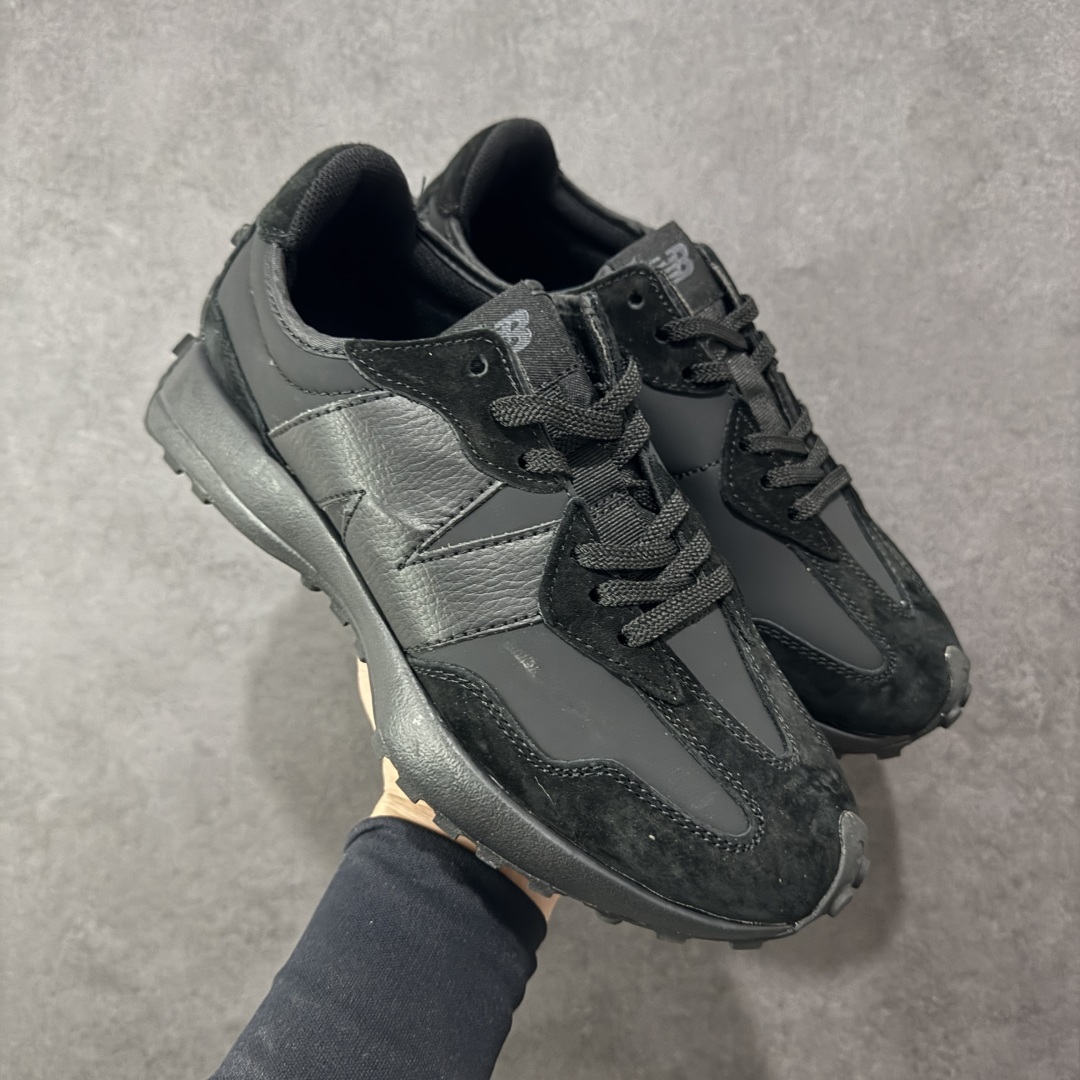 图片[14]-【PE福利版】NB新百伦New Balance NB327系列复古休闲运动慢跑鞋 MS327LAB 全新 New Balance 327 系列，以更纯粹的复古风格设计打造的全新造型。侧身还以解构设计，将 N 字标志以做旧压花样式呈现，样式别具新意。而麂皮、冲孔皮革的塑造，则呈现出高级怀旧气质，也让鞋款在奢华时装风格与运动氛围之间达到了平衡。 尺码：36～45半-选品中心