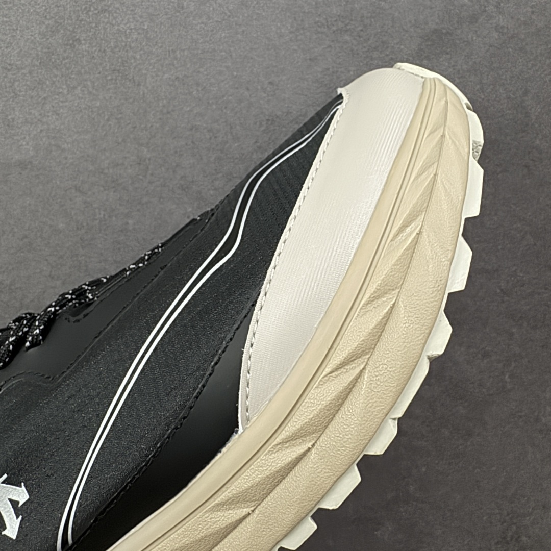 图片[5]-【PZ版本】DESCENTE Terrain D 迪桑特舒适柔软防滑耐磨低帮生活休闲鞋 DESCENTE（迪桑特）创立于1935年，品牌名取自法语词汇，意为“滑降”。品牌箭头标识代表滑雪的三种技术“高速直线滑行”、“穿越”和“侧滑”，也寓意品牌在打造高端专业运动产品中不断追求完美的创新精神，致力于成为中国高端专业滑雪、综训、女子、铁人三项、高尔夫的第一品牌。 尺码：36 36.5 37 38 38.5 39 40 40.5 41 42 42.5 43 44 44.5 45-选品中心