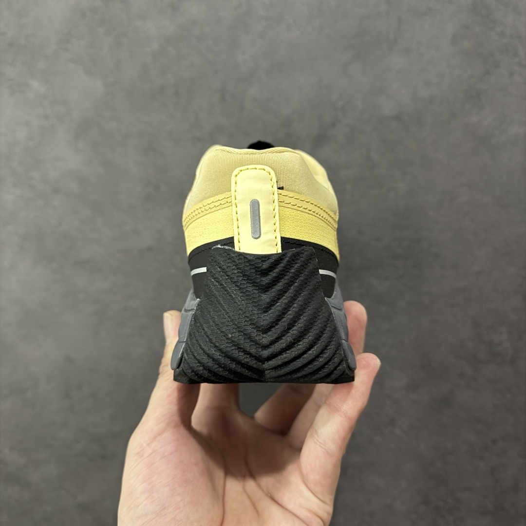 图片[4]-【PZ版本】DESCENTE Terrain D 迪桑特舒适柔软防滑耐磨低帮生活休闲鞋 DESCENTE（迪桑特）创立于1935年，品牌名取自法语词汇，意为“滑降”。品牌箭头标识代表滑雪的三种技术“高速直线滑行”、“穿越”和“侧滑”，也寓意品牌在打造高端专业运动产品中不断追求完美的创新精神，致力于成为中国高端专业滑雪、综训、女子、铁人三项、高尔夫的第一品牌。 尺码：36 36.5 37 38 38.5 39 40 40.5 41 42 42.5 43 44 44.5 45-选品中心