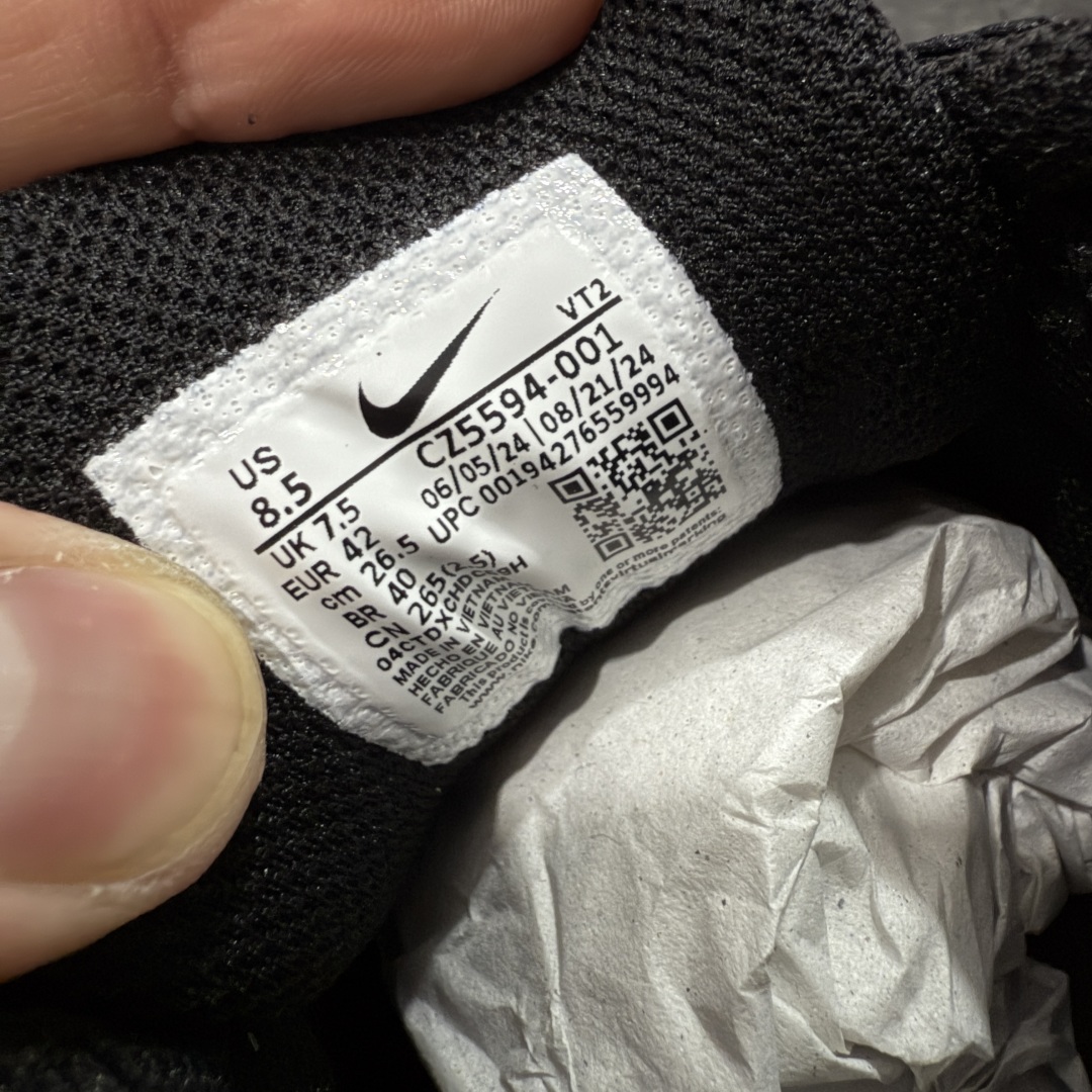 图片[7]-【Max纯原版】Nike Air Max 90 Leather \”Triple Black\” 舒适时尚减震耐磨透气 低帮 气垫 休闲跑步鞋 男款 纯黑 货号：CZ5594-001 顶级90款问市 开发数月 原版开发 多道QC质检 鞋型完美复刻 原厂级别工艺 正确色卡 正确气垫蓝光 正确大底 独家私模 采用进口头层牛皮拼接 定位高端市场 行业标杆工艺 尺码：39 40 40.5 41 42 42.5 43 44 44.5 45 46-选品中心