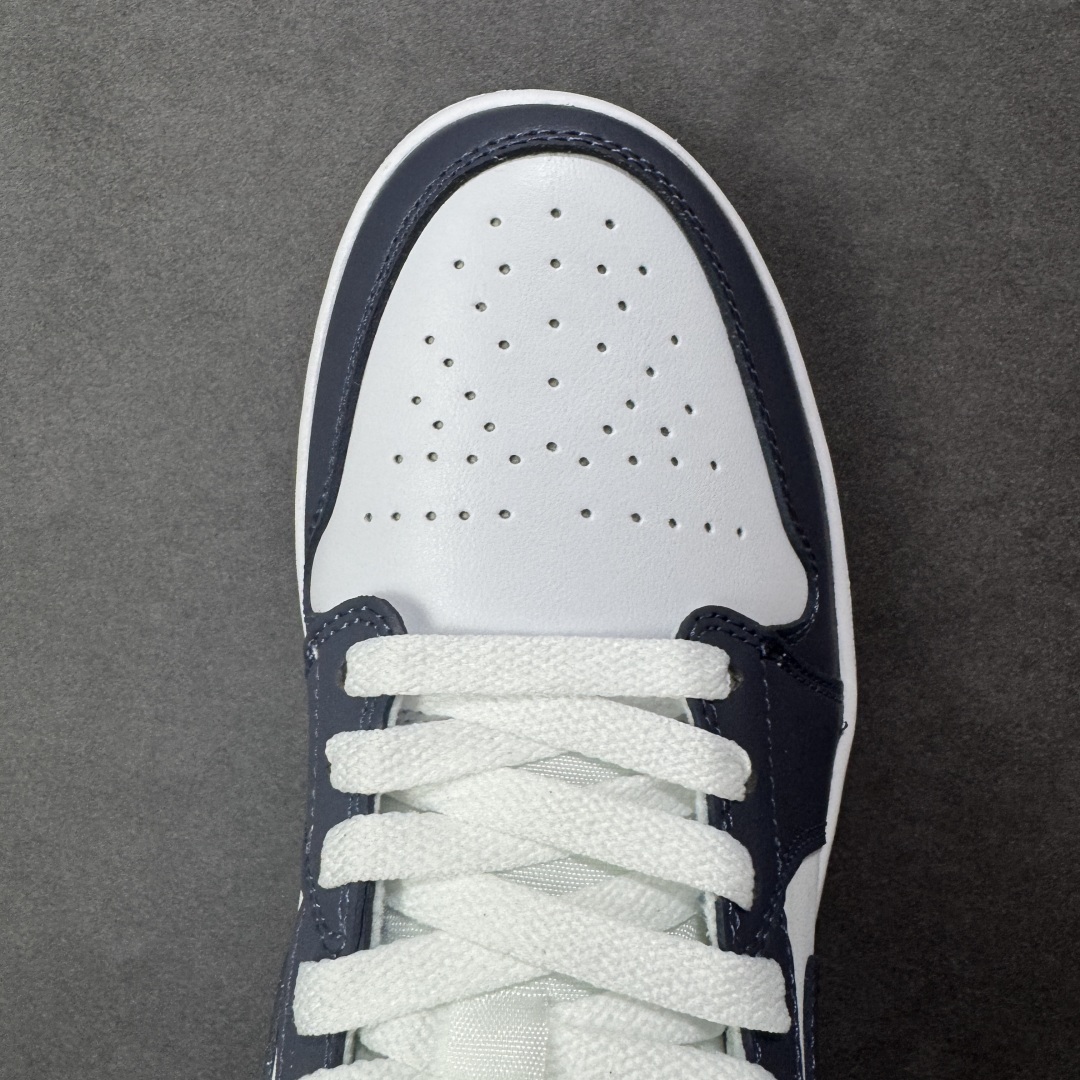 图片[8]-【头层S版】Air Jordan AJ1 Low 低帮系列 全新流水线出品 全配色原鞋对照 原楦原纸板开发 客订头层皮料 全鞋电脑针车 私模大底正确咬花克重内置气垫 原盒内外原标 完美零毛边处理 多重QC质检 超越公司货的品控标准 实实在在的免检产品 货号：CZ8454-400 尺码：36-45半-选品中心