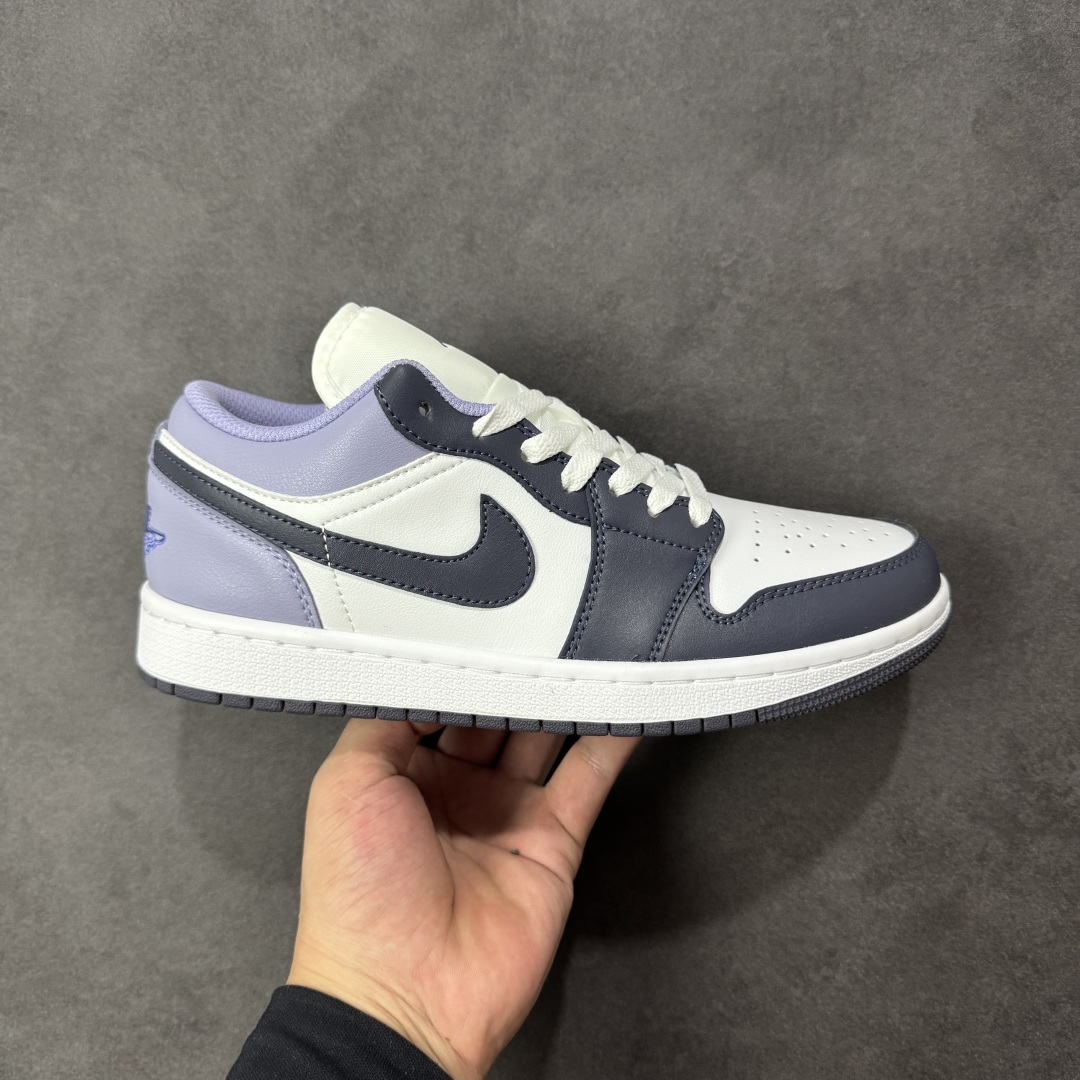 【头层S版】Air Jordan AJ1 Low 低帮系列 全新流水线出品 全配色原鞋对照 原楦原纸板开发 客订头层皮料 全鞋电脑针车 私模大底正确咬花克重内置气垫 原盒内外原标 完美零毛边处理 多重QC质检 超越公司货的品控标准 实实在在的免检产品 货号:CZ8454-400 尺码:36-45半-选品中心