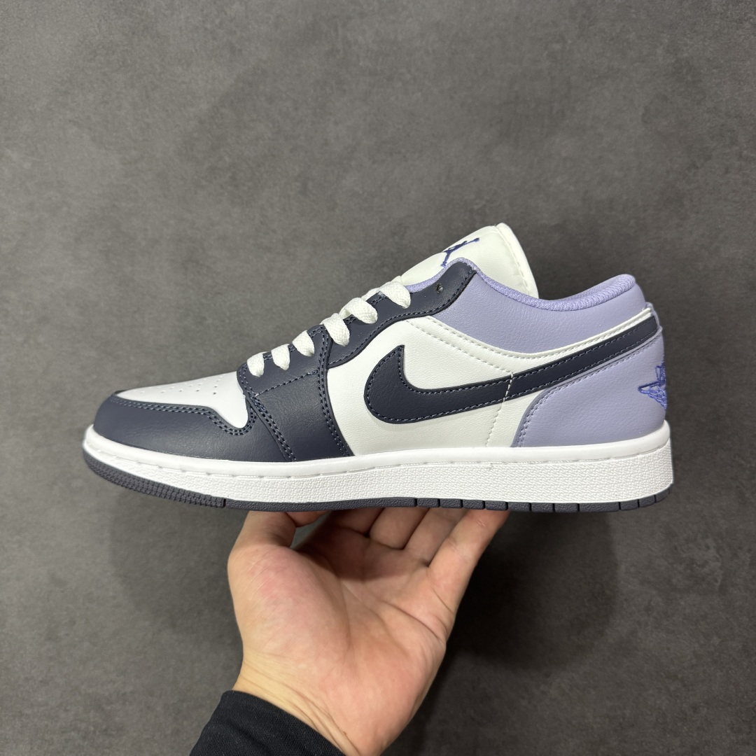 图片[2]-【头层S版】Air Jordan AJ1 Low 低帮系列 全新流水线出品 全配色原鞋对照 原楦原纸板开发 客订头层皮料 全鞋电脑针车 私模大底正确咬花克重内置气垫 原盒内外原标 完美零毛边处理 多重QC质检 超越公司货的品控标准 实实在在的免检产品 货号：CZ8454-400 尺码：36-45半-选品中心