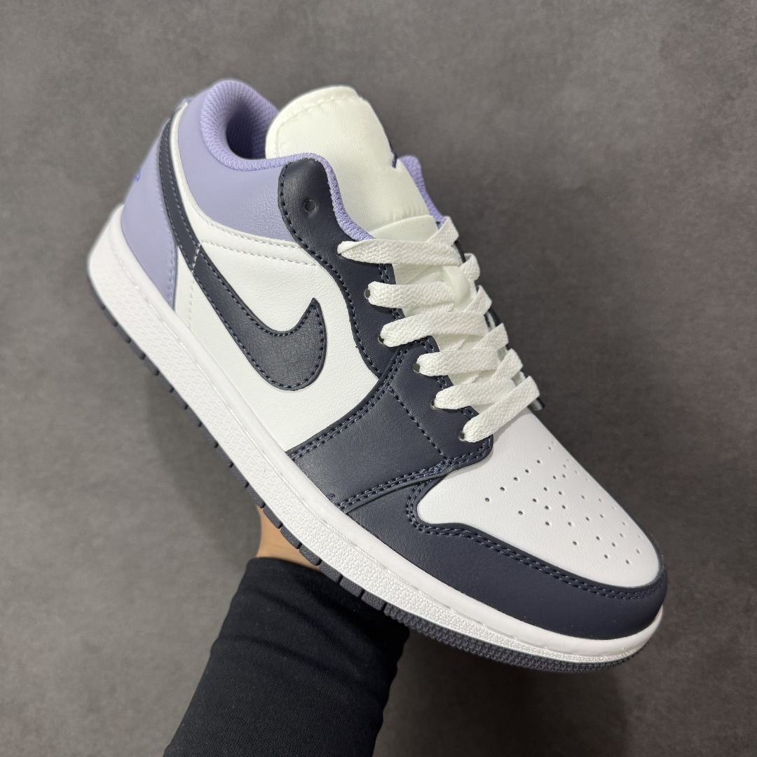 图片[3]-【头层S版】Air Jordan AJ1 Low 低帮系列 全新流水线出品 全配色原鞋对照 原楦原纸板开发 客订头层皮料 全鞋电脑针车 私模大底正确咬花克重内置气垫 原盒内外原标 完美零毛边处理 多重QC质检 超越公司货的品控标准 实实在在的免检产品 货号：CZ8454-400 尺码：36-45半-选品中心