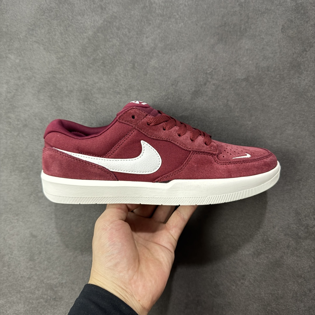 【公司级】Nike SB Force 58 耐克 低帮休闲板鞋 是一款将前沿创新带入街头的单品 它具有硫化杯底 具有出色的耐用性和灵活性 使用帆布和绒面革 在饰面上放置通风口 货号:DV5477-188 尺码:35.5 36 36.5 37.5 38 38.5 39 40 40.5 41 42 42.5 43 44 45 尺码:35.5~45 编码:HXSA210220-选品中心